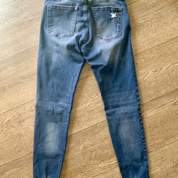 Vigoss Marley Super skinny distressed jean - Picture 3 of 4